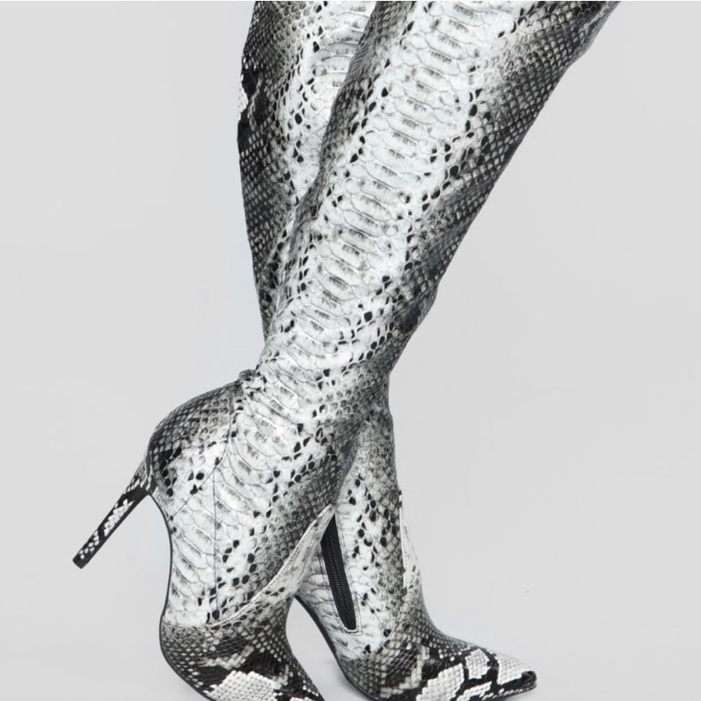 Fashion Nova high knee snakeskin boots